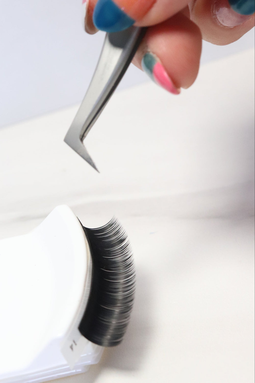 Blister de extensiones de pestañas 1D Faux Mink de MEIN Beauty