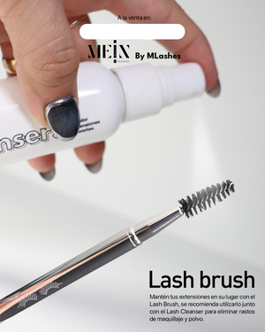 Lash brush